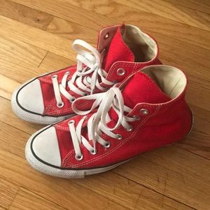 Red Convetse High Tops Size 7
